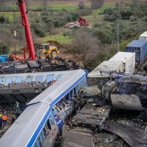 sigkrousi-trenon-tempi-3