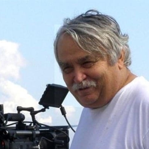 Λάκης Παπαστάθης 