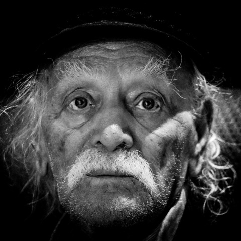 Μανώλης Γλέζος