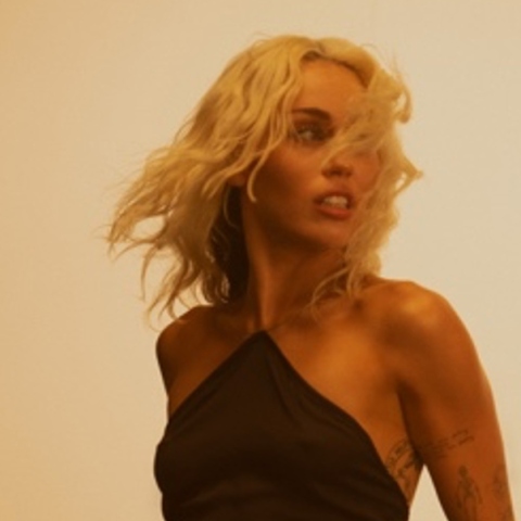 Miley Cyrus - Flowers: Tο τραγούδι της ημέρας, Σάββατο 11 Μαρτίου 2023, από τον Athens Voice 102.5