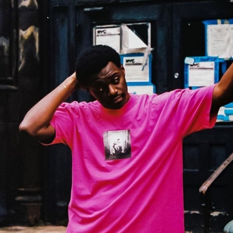 Το Εθνικό Μουσείο Τζαζ του Χάρλεμ κυκλοφορεί σειρά t-shirt με τους Μπίλι Χόλιντεϊ, Θελόνιους Μονκ και Τσάρλι Πάρκερ σε φωτογραφίες του Γουίλιαμ Π. Γκότλιμπ.  