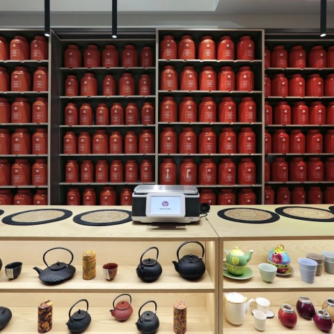 Ο Δρόμος του Τσαγιού στη Γλυφάδα