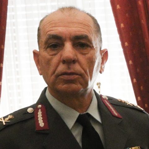 Κωνσταντίνος Σκούμας: Αιχμηρή ανακοίνωση του πρώην αρχηγού της Αστυνομίας – Αντικαταστάθηκε από τον Αντιστράτηγο Λάζαρο Μαυρόπουλο με απόφαση του ΚΥΣΕΑ.