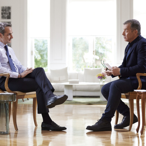 Οι απαντήσεις που έδωσε ο Κυριάκος Μητσοτάκης στα ερωτήματα επιζώντων των Τεμπών στην εκπομπή «Πρωταγωνιστές» του Σταύρου Θεοδωράκη