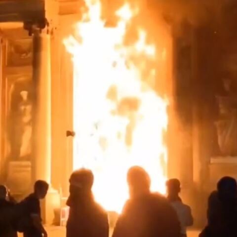 Πυροσβέστες