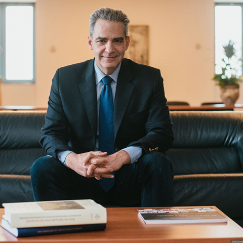 Ο Άγγελος Συρίγος μιλάει στην Athens Voice