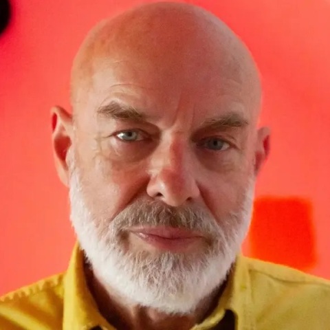 Ο Brian Eno μοιράζεται το νέο τραγούδι του, «Who Are We»