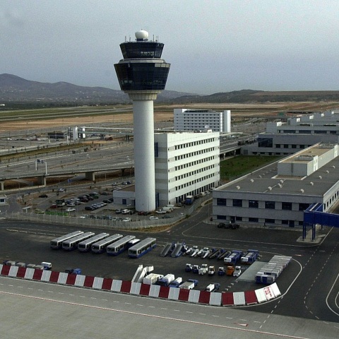 Εναέρια λήψη του Διεθνούς Αερολιμένα Αθηνών «Ελευθέριος Βενιζέλος», που ξεκίνησε τη λειτουργία του στις 28 Μαρτίου 2001 © Eurokinissi 