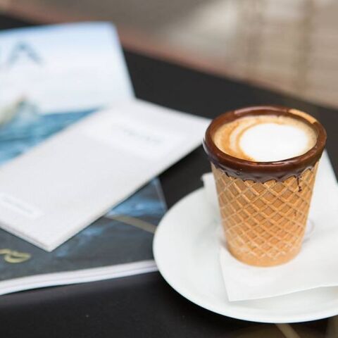 Καφές στο χωνάκι