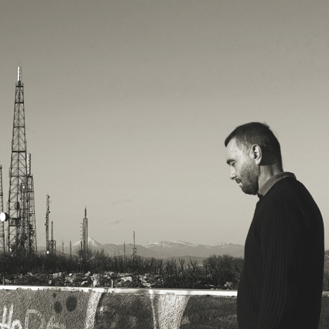 O Κωνσταντίνος Bήτα και o Νίκος Πατρελάκης μιλούν στην Athens Voice με αφορμή τον νέο κύκλο συναυλιών από το πρότζεκτ «Neapoly» στην Εναλλακτική Σκηνή της ΕΛΣ.