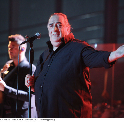 Βασίλης Καρράς