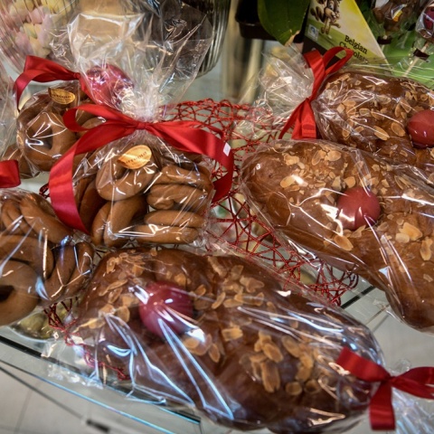 Πασχαλινό τσουρέκι