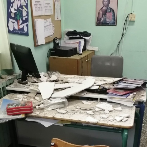 Κατάρρευση οροφής σε τάξη Δημοτικού Σχολείου στον Βόλο
