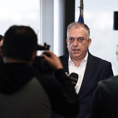 Τάκης Θεοδωρικάκος: 21 άτομα στη φυλακή για την υπόθεση της 12χρονης στον Κολωνό - «Να μη χρησιμοποιείται το δράμα ενός παιδιού για κομματικές σκοπιμότητες».