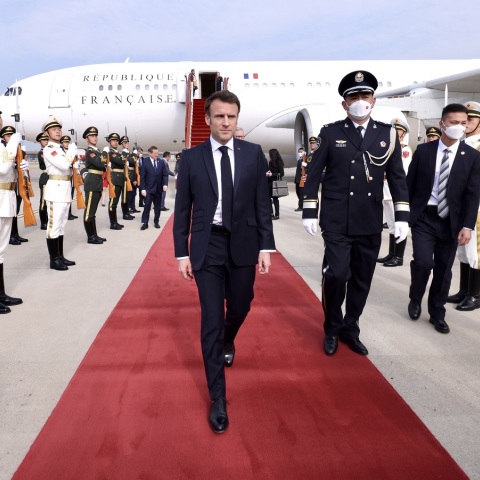 Κίνα - Γαλλία: Ο πρόεδρος Εμανουέλ Μακρόν υπολογίζει στον Σι Τζινπίνγκ «για να επαναφέρει τη Ρωσία στην λογική» - Συνάντηση των δύο ηγετών στο Πεκίνο. 