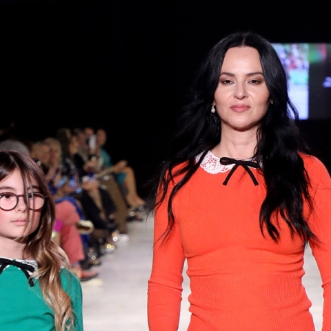 Ζενεβιέβ Μαζαρί με την κόρη της, Ροζαλία