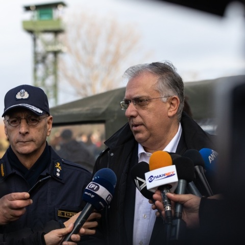 Τάκης Θεοδωρικάκος: Δεν υπάρχει φοβική αστυνομία - Η ΕΔΕ για το περιστατικό στην ΑΣΟΕΕ γίνεται γιατί το περιπολικό δεν υπάκουσε στις εντολές του αρχηγείου.