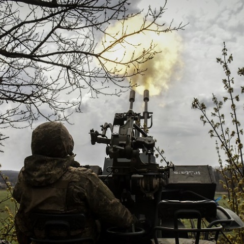 Πόλεμος στην Ουκρανία: Ιδιαίτερα κρίσιμη η κατάσταση στο Μπαχμούτ - Τακτικές «καμένης γης» εφαρμόζουν οι Ρώσοι στην εμπόλεμη πόλη.