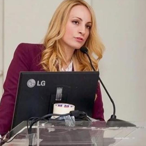 Φωτεινή Θειακού (Αναπληρώτρια Διοικήτρια στο Γενικό Νοσοκομείο Μαιευτήριο «ΕΛΕΝΑ ΒΕΝΙΖΕΛΟΥ»)