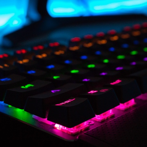 Pentagon Leaks: Ένας 20χρονος άνδρας, λάτρης των όπλων ευθύνεται για τη διαρροή αμερικανικών διαβαθμισμένων εγγράφων, σύμφωνα με τη Washington Post.