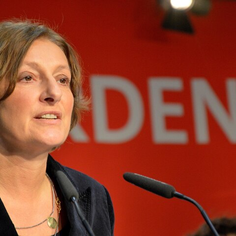 Η υπουργός Παιδείας του Βρανδεμβούργου και σύζυγος του καγκελάριου, Μπρίτα Ερνστ