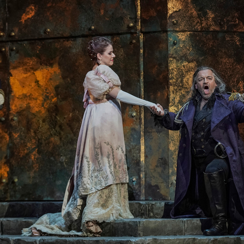 «Μήδεια» στην Εθνική Λυρική Σκηνή: Φωτογραφίες και βίντεο από την προετοιμασία της παράστασης