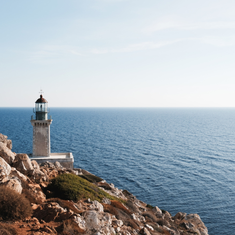 Το Ακρωτήριο Ταίναρο και ο ιστορικός Φάρος σε ένα ASMR video του Δημήτρη Κλεάνθη