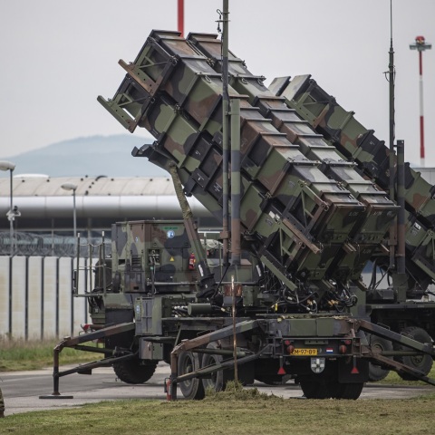 Ουκρανία: Έφτασαν στο Κίεβο τα πρώτα συστήματα αντιαεροπορικής άμυνας Patriot - Θα βοηθήσουν το Κίεβο να προστατευτεί από τις ρωσικές επιδρομές.