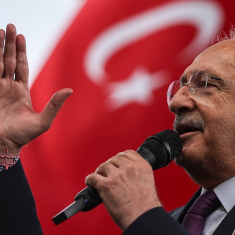 Κεμάλ Κιλιτσντάρογλου: Ο υποψήφιος πρόεδρος της Τουρκίας αναφέρθηκε για πρώτη φορά δημόσια στο γεγονός ότι ανήκει στη μειονότητα των Αλεβιτών.