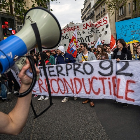 Γαλλία - διαδηλώσεις: Η αστυνομία θα χρησιμοποιεί drones για την παρακολούθηση του πλήθους - Τι σηματοδοτεί η εξέλιξη σε μια περίοδο αναταραχών.