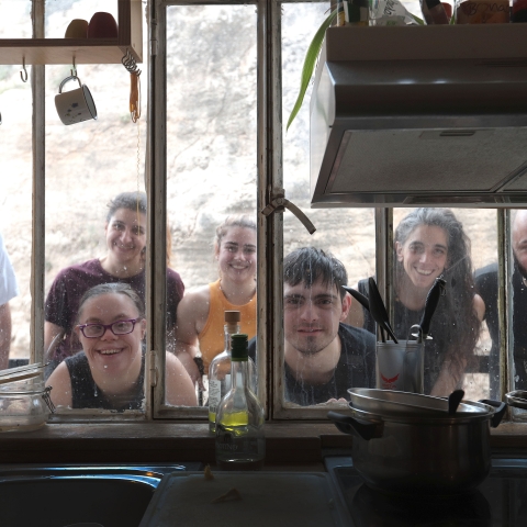 Οι Εν Δυνάμει επιστρέφουν στην Αθήνα με το «Solar»