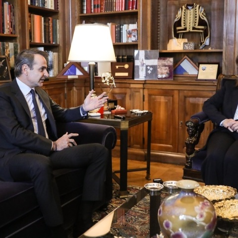 Εκλογές 2023: Στην Πρόεδρο της Δημοκρατίας στις 11:00 ο πρωθυπουργός για τη διάλυση της Βουλής - Οι περιοδείες Μητσοτάκη, Τσίπρα, Ανδρουλάκη.