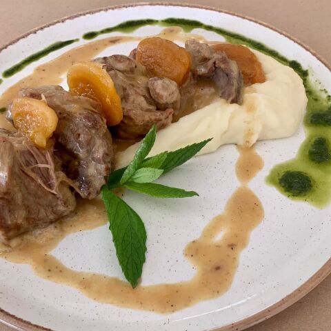 Οινομαγειρείον Κανέλλα 