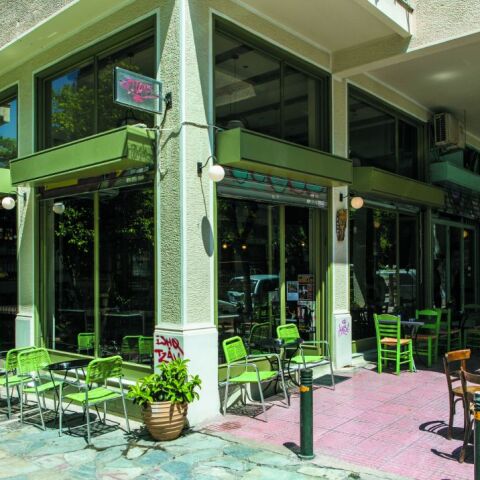 Εδεσματοπωλείο Ο Πίπις: Το στέκι των καλοφαγάδων στον Κεραµεικό