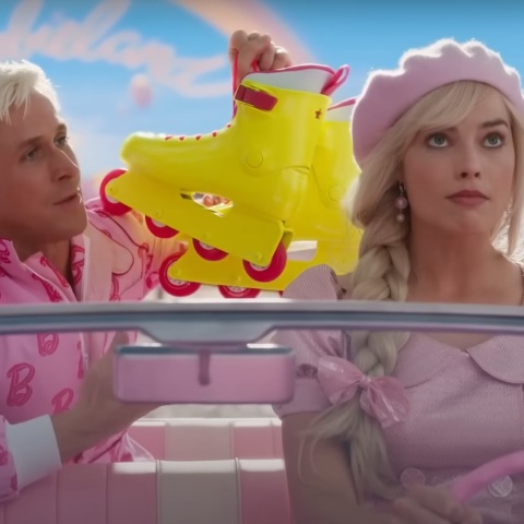 Ράιαν Γκόσλινγκ - Μάργκο Ρόμπι: Κοινή εμφάνιση με ντύσιμο «Barbie» στο CinemaCon - Ζωντάνεψαν τους χαρακτήρες της ταινίας στην οποία πρωταγωνιστούν.