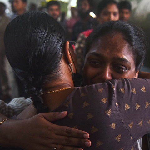 Σουδάν: Σφοδρές μάχες διεξάγονται στο Χαρτούμ και στο Νταρφούρ παρά την εκεχειρία - 13η ημέρα σύγκρουσης παραστρατικών - ενόπλων δυνάμεων.