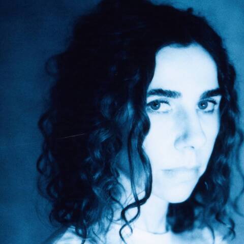 PJ Harvey: Το πρώτο της single «A Child's Question, August» από το νέο της άλμπουμ «I Inside The Old Year Dying» που θα κυκλοφορήσει στις 7 Ιουλίου από την Partisan Records.