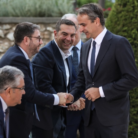 Εθνικές Εκλογές 2023: Ο σχηματισμός της επόμενης κυβέρνησης, τα σενάρια συνεργασίας και η στάση των πολιτικών αρχηγών.