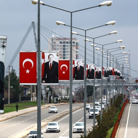 Εκλογές Τουρκία: «Σημαντικό επεισόδιο» σε εκλογικό κέντρο στο Άμστερνταμ - Συγκρούστηκαν εκπρόσωποι αντίθετων πλευρών - «Υπήρξαν φωνές, πανικός και χάος».