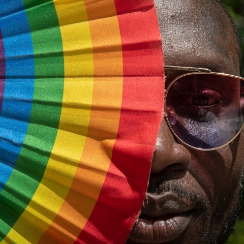 ΗΠΑ: Τα δικαιώματα των ΛΟΑΤΚΙ+ ατόμων στο επίκεντρο της πολιτισμικής αντιπαράθεσης Ρεπουμπλικάνων- Δημοκρατικών ενόψει των εκλογών του 2024.