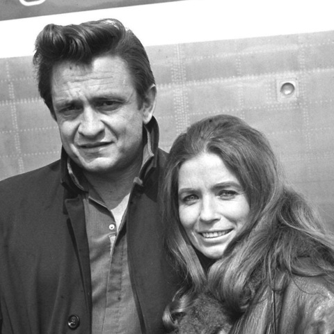 Τζόνι Κας: Οι στίχοι του θα συγκεντρωθούν για πρώτη φορά σε βιβλίο - Εκδίδεται τον Νοέμβριο με ιστορίες, συνεντεύξεις και σπάνιο οπτικό υλικό.