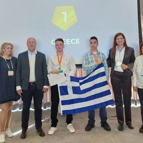 Οι Έλληνες μαθητές αναδείχθηκαν πρώτοι στον Ευρωπαϊκό Διαγωνισμό Γνώσεων για το χρήμα 