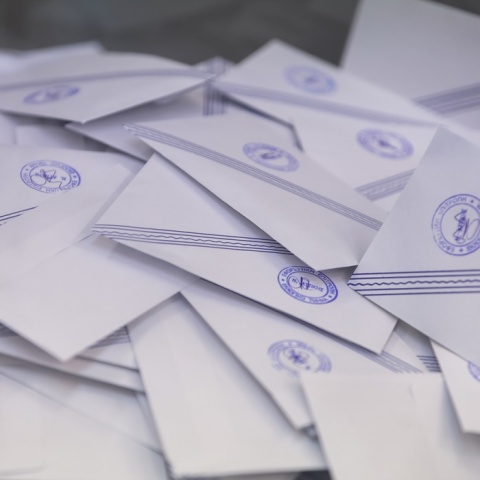 Ψηφοδέλτια στην κάλπη