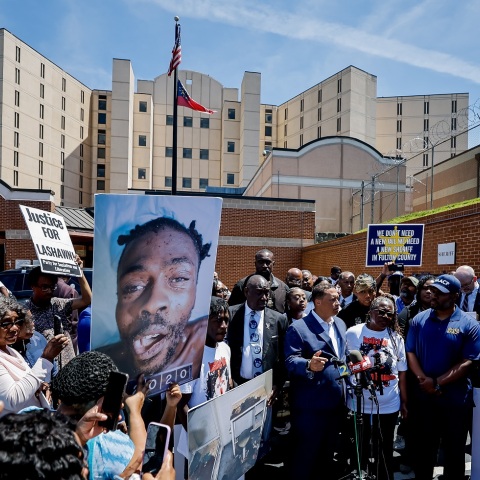 ΗΠΑ: Κρατούμενος που έπασχε από σχιζοφρένεια παραμελήθηκε μέχρι θανάτου σε κελί - αίθουσα βασανιστηρίων του αμερικανικού Νότου.