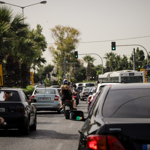 Πιο ευάλωτα στη θερμοπληξία τα παιδιά - Η θερμοκρασία του σώματός τους αυξάνεται τρεις έως πέντε φορές πιο γρήγορα από αυτή ενός ενηλίκου.