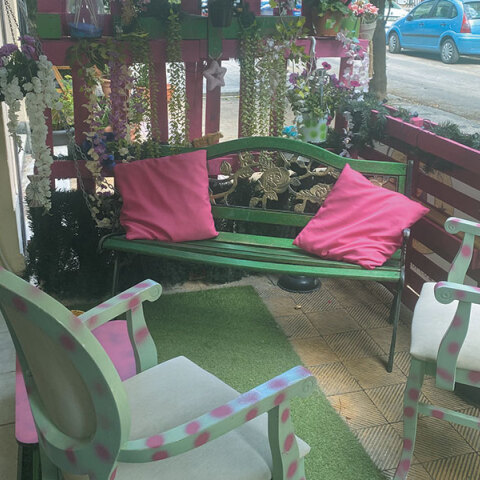 Σε βλέπω να μου κάνεις τη ζωή ωραία!