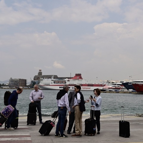 Αγίου Πνεύματος: Συνεχίζεται και σήμερα η έξοδος των εκδρομέων 