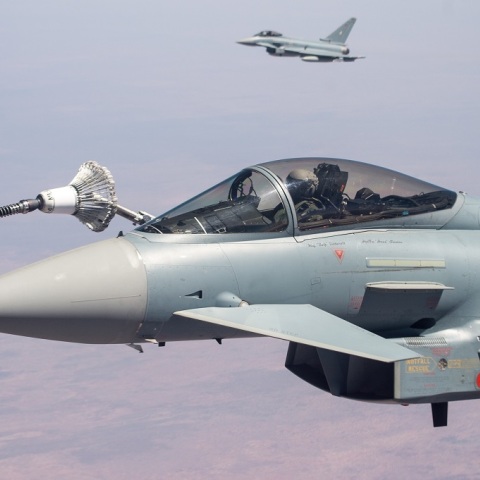 Γερμανία - Κίνα: Το Βερολίνο ζητάει από το Πεκίνο να σταματήσει να προσλαμβάνει πρώην πιλότους της Λουφτβάφε - Κίνδυνος για τα απόρρητα του ΝΑΤΟ.