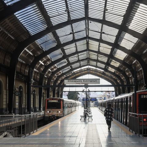 Κλειστός είναι ο σταθμός Ηράκλειο της γραμμής 1 του Μετρό (ΗΣΑΠ) το μεσημέρι την Κυριακής 4 Ιουνίου 2023, μετά από απειλητικό τηλεφώνημα για βόμβα.