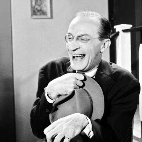 Ντίνος Ηλιόπουλος: Το αφιέρωμα της Finos Film για τα 22 χρόνια από τον θάνατο του σπουδαίου ηθοποιού της  χρυσής εποχής του ελληνικού κινηματογράφου.